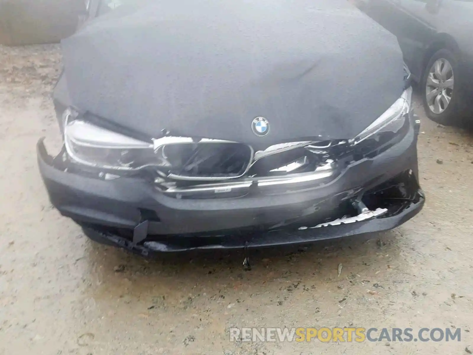 9 Photograph of a damaged car WBAJB1C52KB375243 BMW 5 SERIES 2019