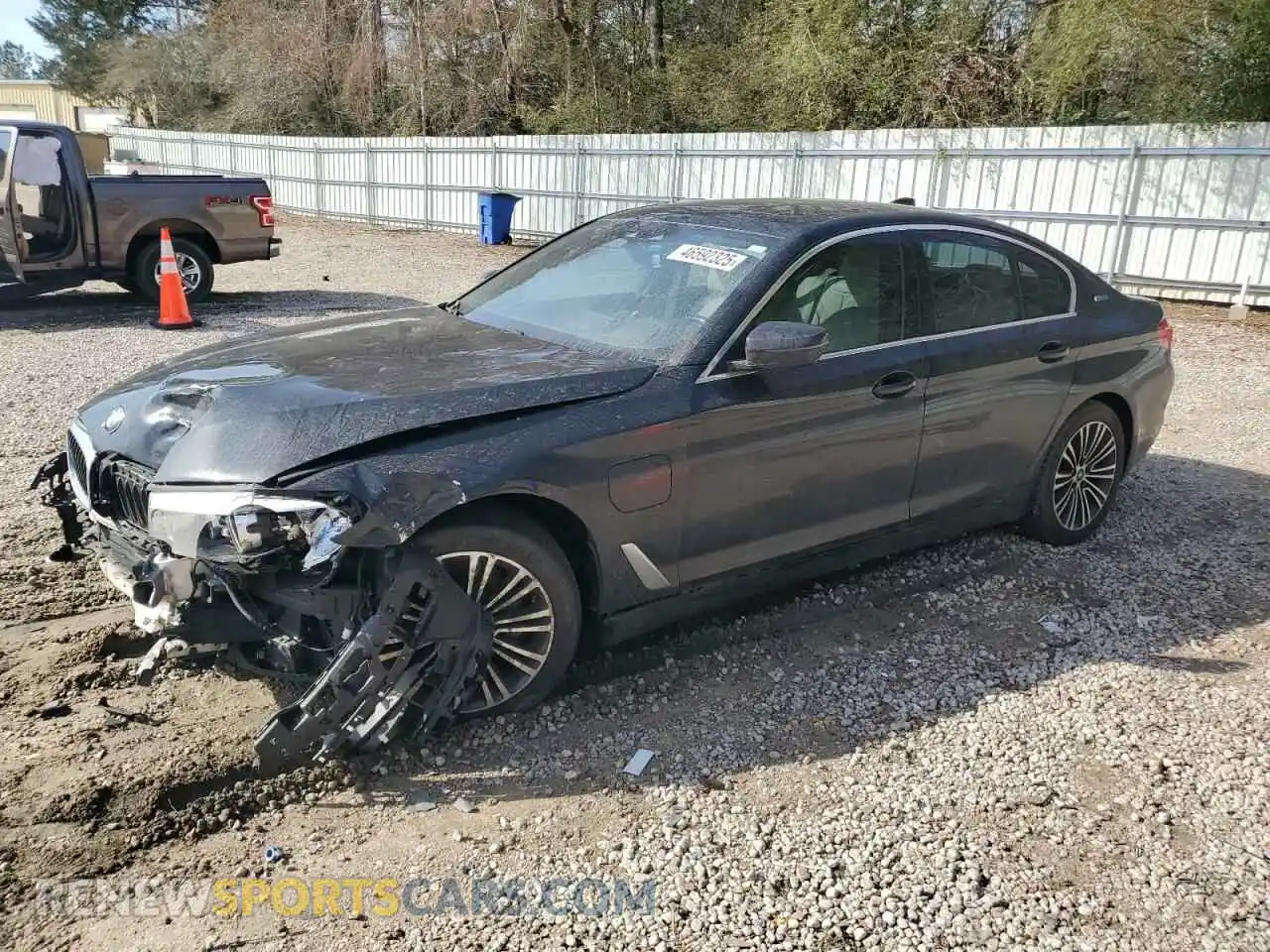1 Photograph of a damaged car WBAJB1C56KB375178 BMW 5 SERIES 2019
