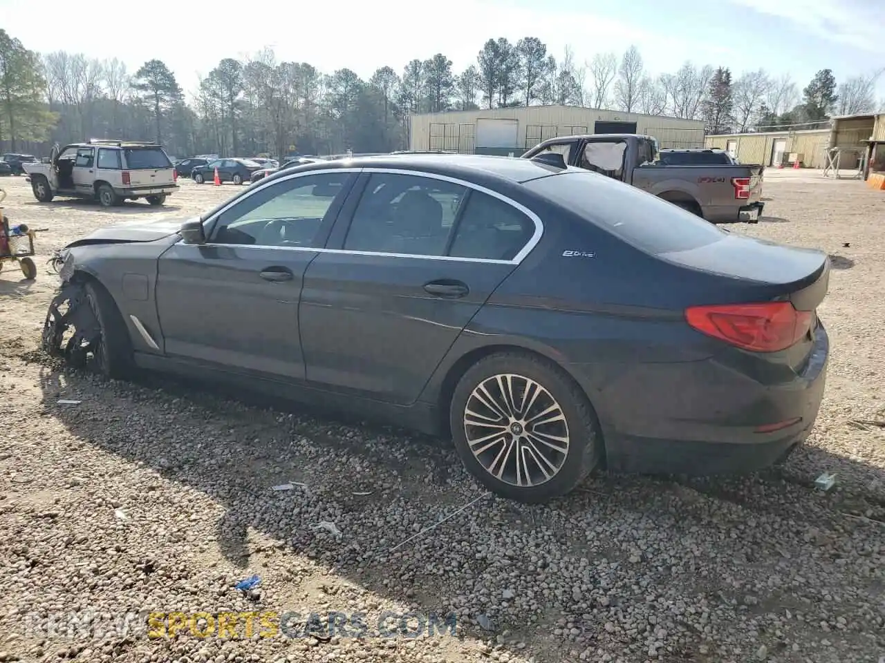 2 Photograph of a damaged car WBAJB1C56KB375178 BMW 5 SERIES 2019