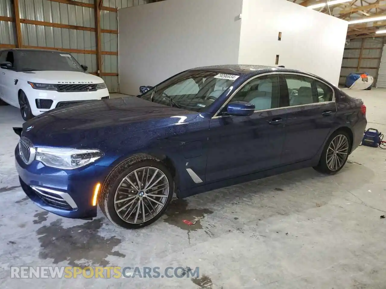 1 Photograph of a damaged car WBAJB1C5XKB376172 BMW 5 SERIES 2019