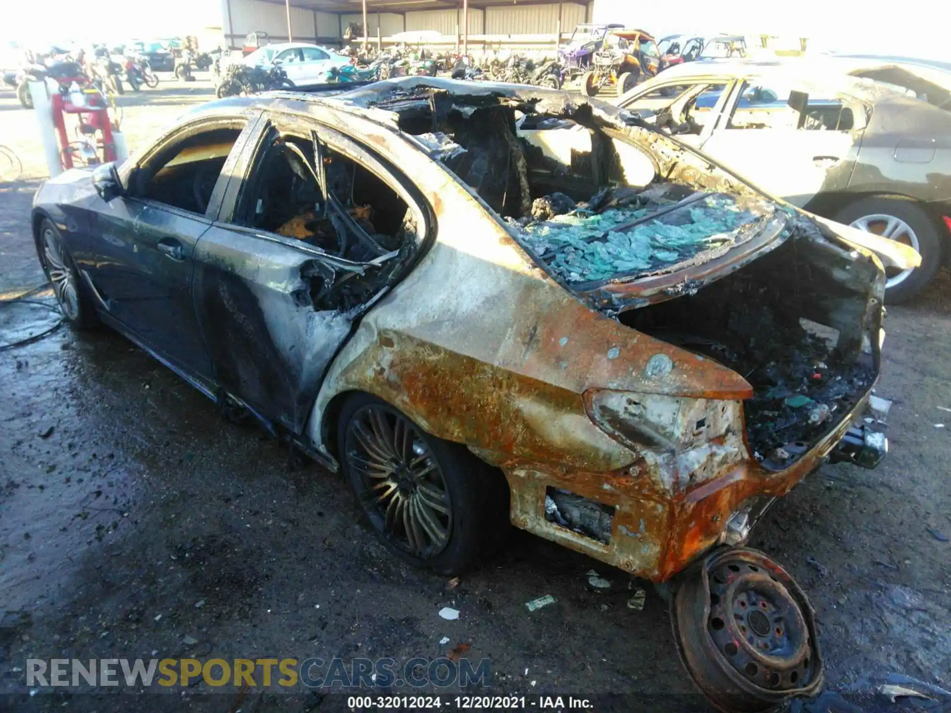 3 Photograph of a damaged car WBAJB9C56KB465106 BMW 5 SERIES 2019