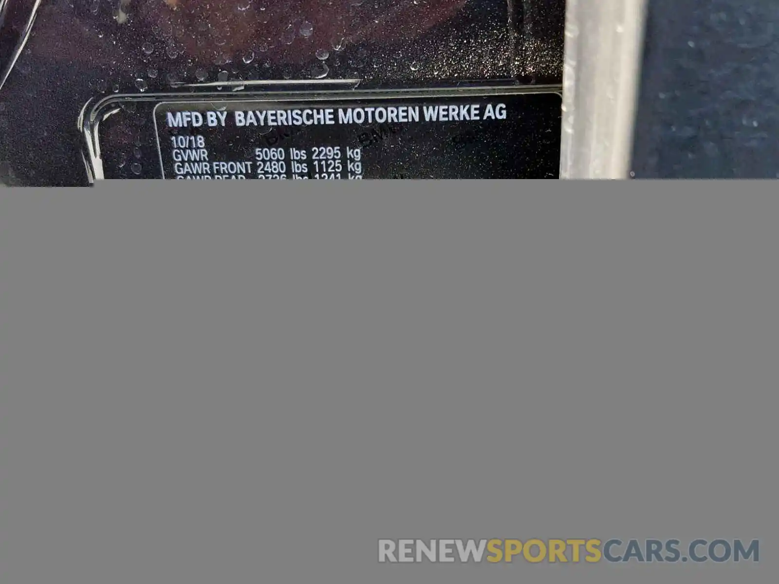 10 Photograph of a damaged car WBAJE5C51KWW13025 BMW 5 SERIES 2019