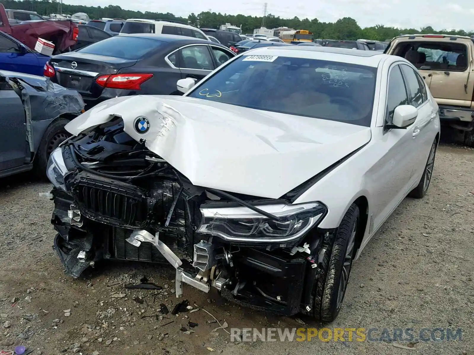 2 Photograph of a damaged car WBAJE5C53KWW06397 BMW 5 SERIES 2019