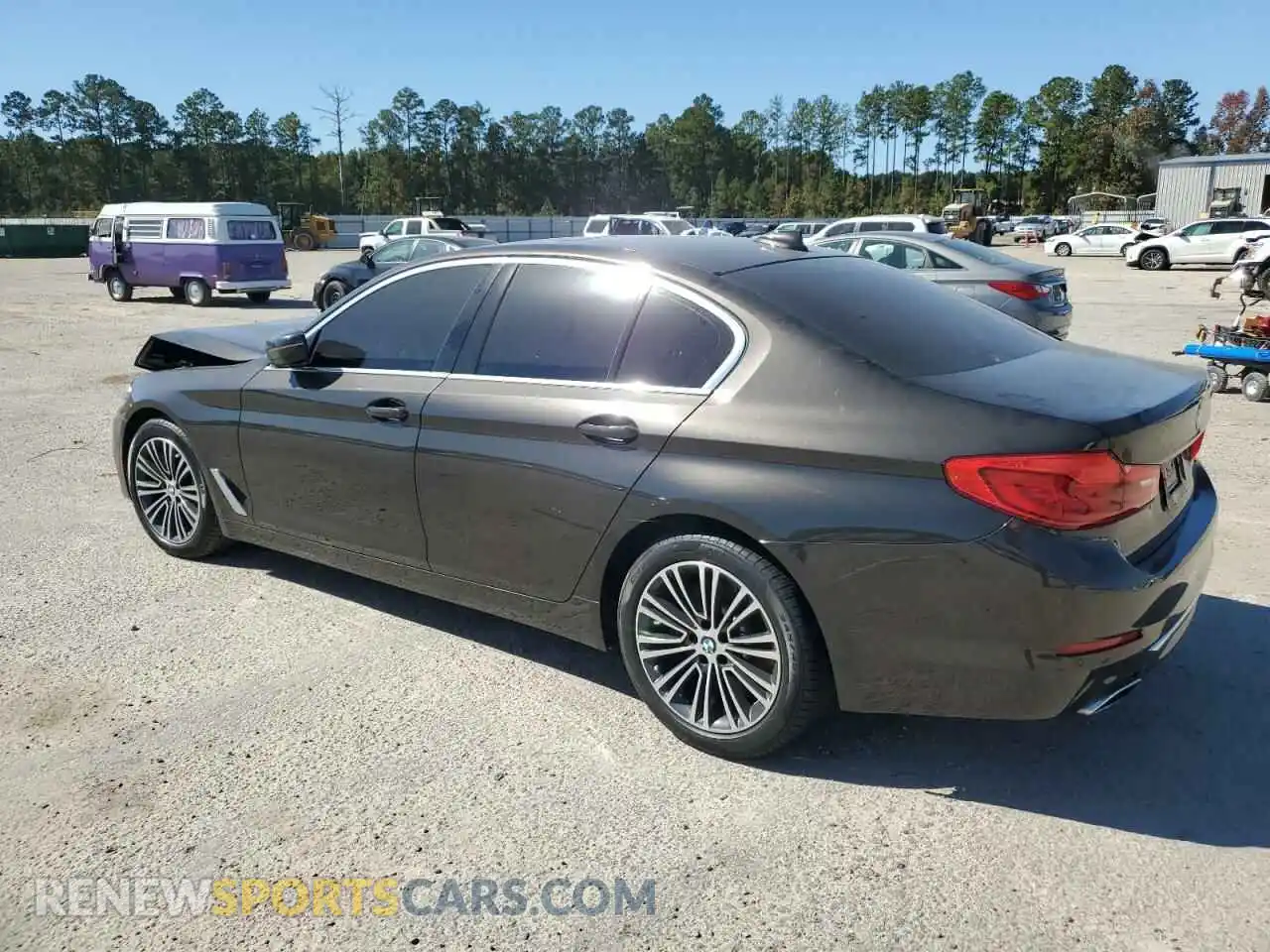 2 Photograph of a damaged car WBAJE5C55KWW06675 BMW 5 SERIES 2019
