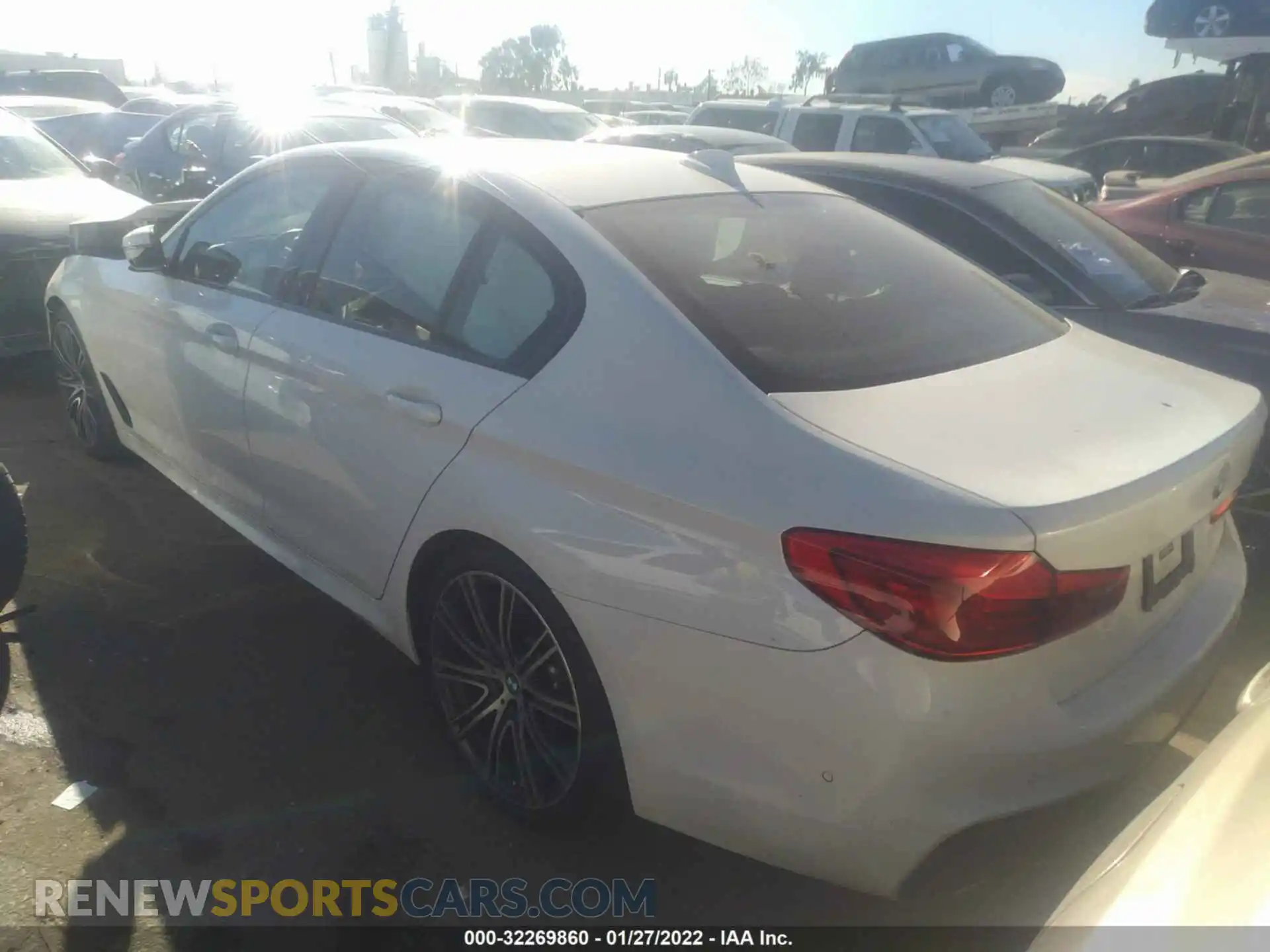 3 Photograph of a damaged car WBAJE5C55KWW08930 BMW 5 SERIES 2019