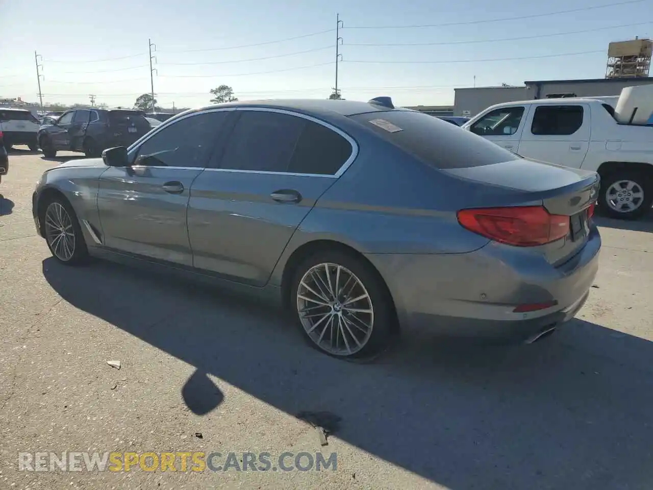2 Photograph of a damaged car WBAJE5C57KWW03390 BMW 5 SERIES 2019