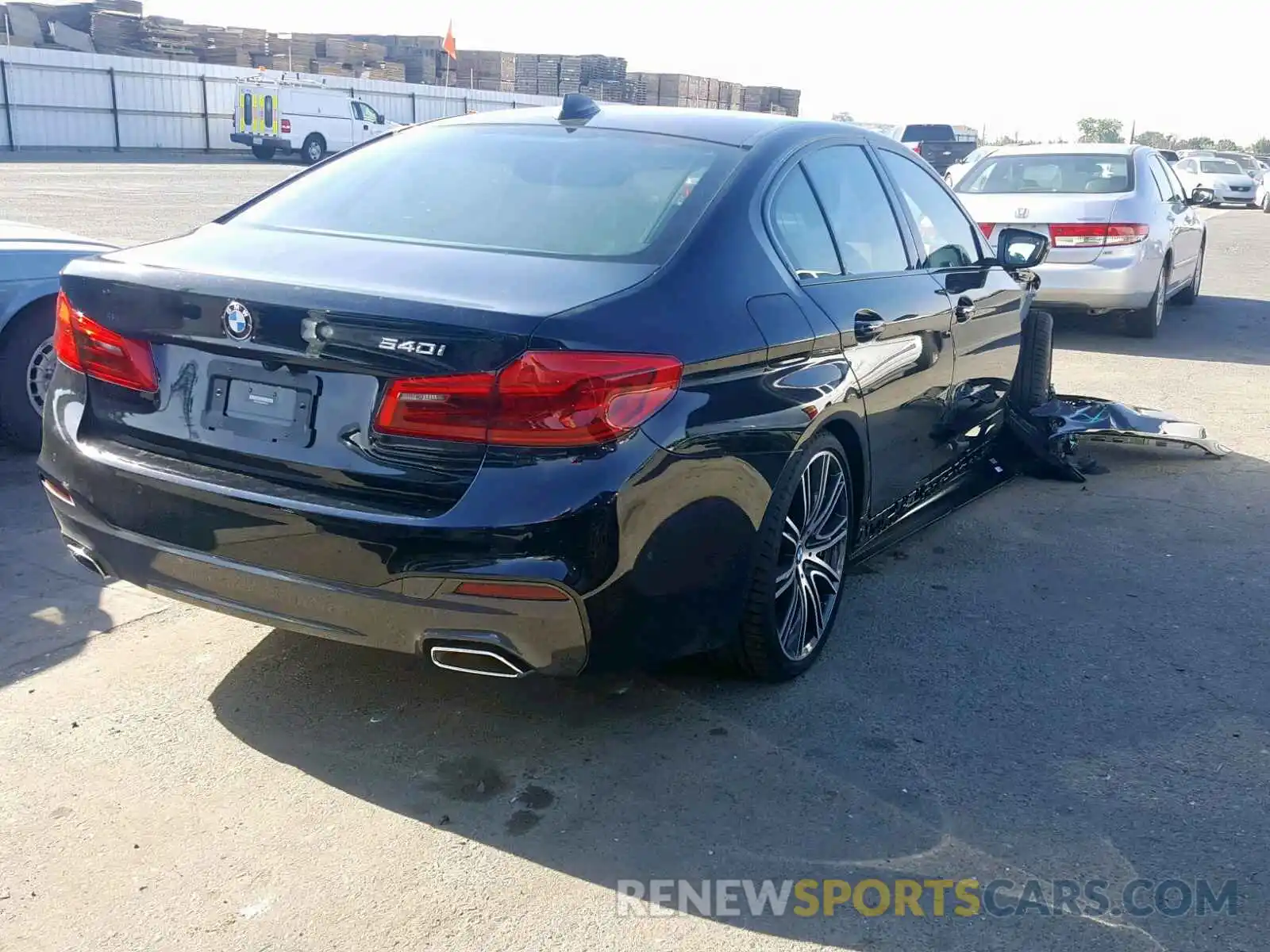 4 Photograph of a damaged car WBAJE5C58KWE66642 BMW 5 SERIES 2019