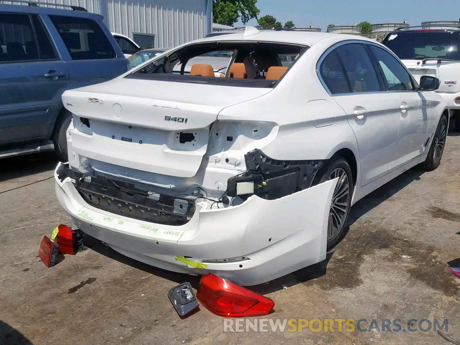 4 Фотография поврежденного автомобиля WBAJE5C59KWW08431 BMW 5 SERIES 2019