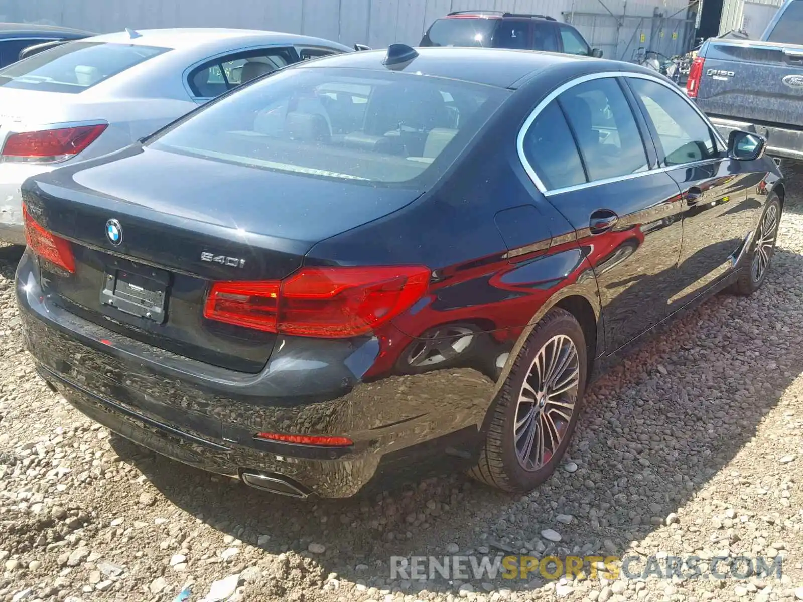 4 Photograph of a damaged car WBAJE7C50KWW24111 BMW 5 SERIES 2019