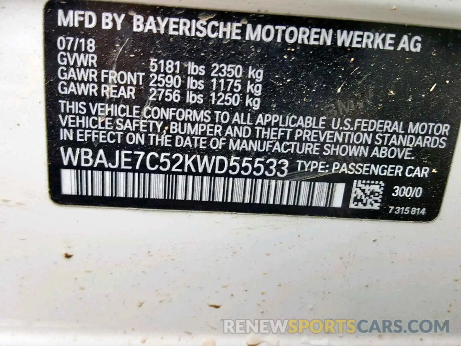 10 Photograph of a damaged car WBAJE7C52KWD55533 BMW 5 SERIES 2019