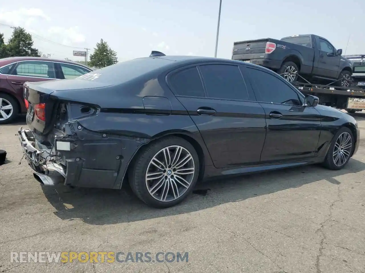 3 Photograph of a damaged car WBAJE7C55KWW20197 BMW 5 SERIES 2019