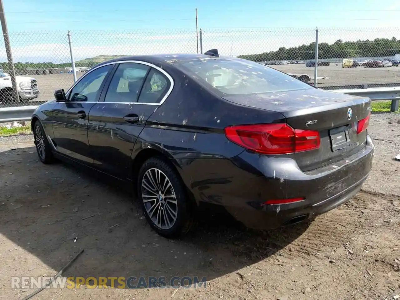 3 Photograph of a damaged car WBAJE7C56KWW41592 BMW 5 SERIES 2019