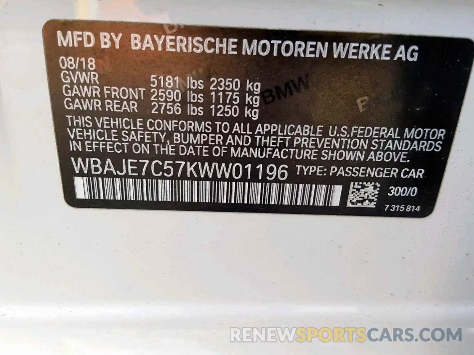 10 Photograph of a damaged car WBAJE7C57KWW01196 BMW 5 SERIES 2019