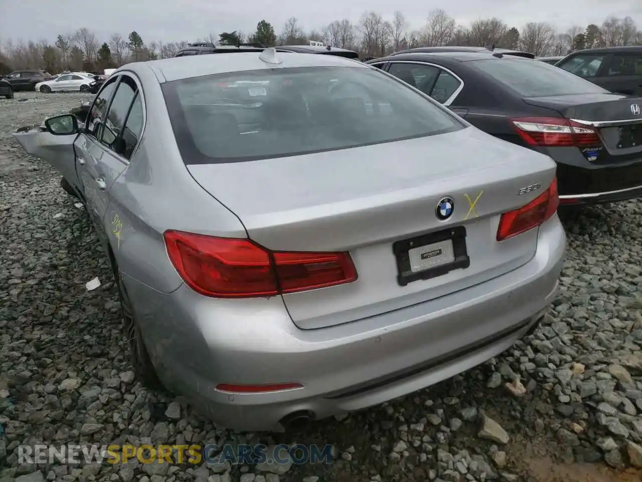 3 Photograph of a damaged car WBAJR3C00LCD07064 BMW 5 SERIES 2020