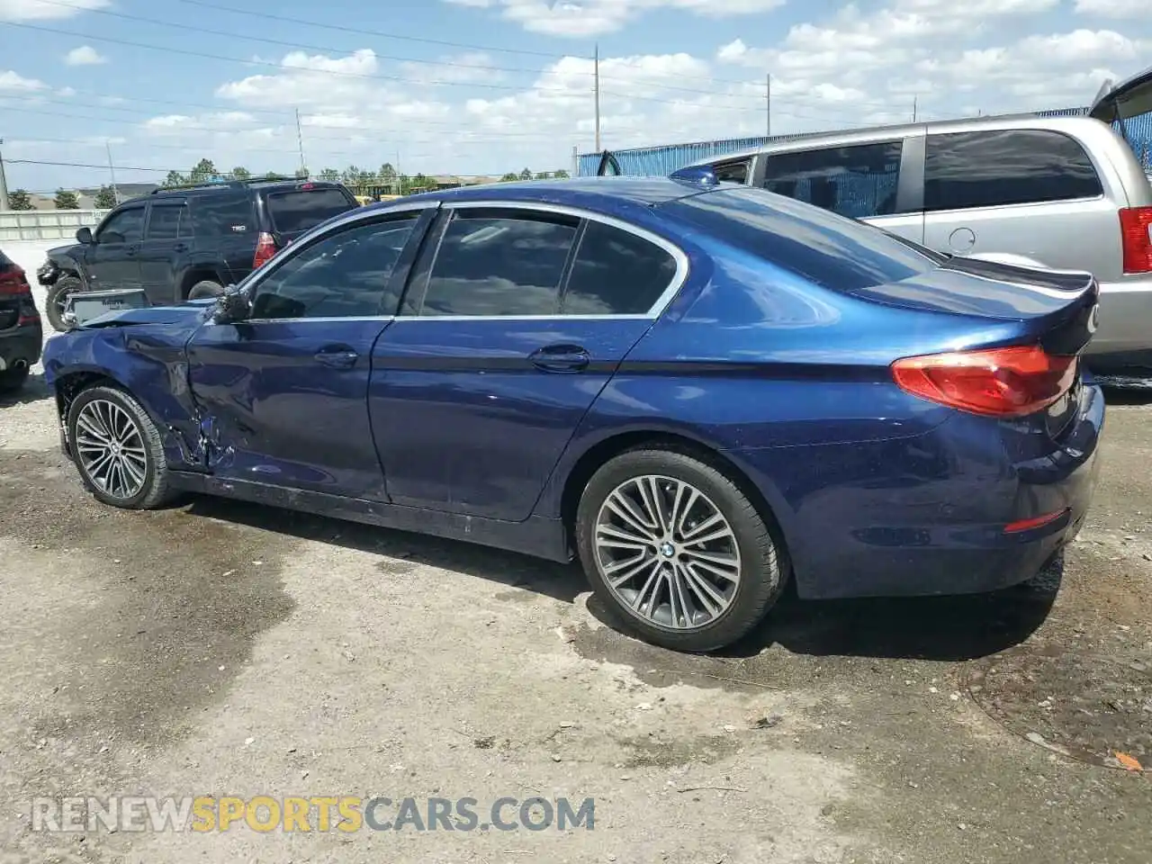 2 Photograph of a damaged car WBAJR3C00LWW76874 BMW 5 SERIES 2020