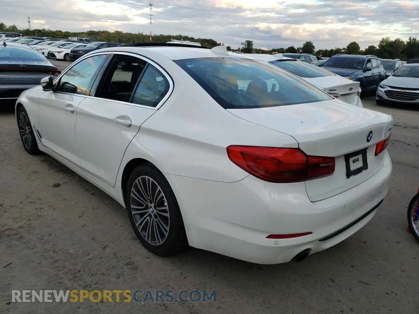 3 Photograph of a damaged car WBAJR3C03LWW64430 BMW 5 SERIES 2020