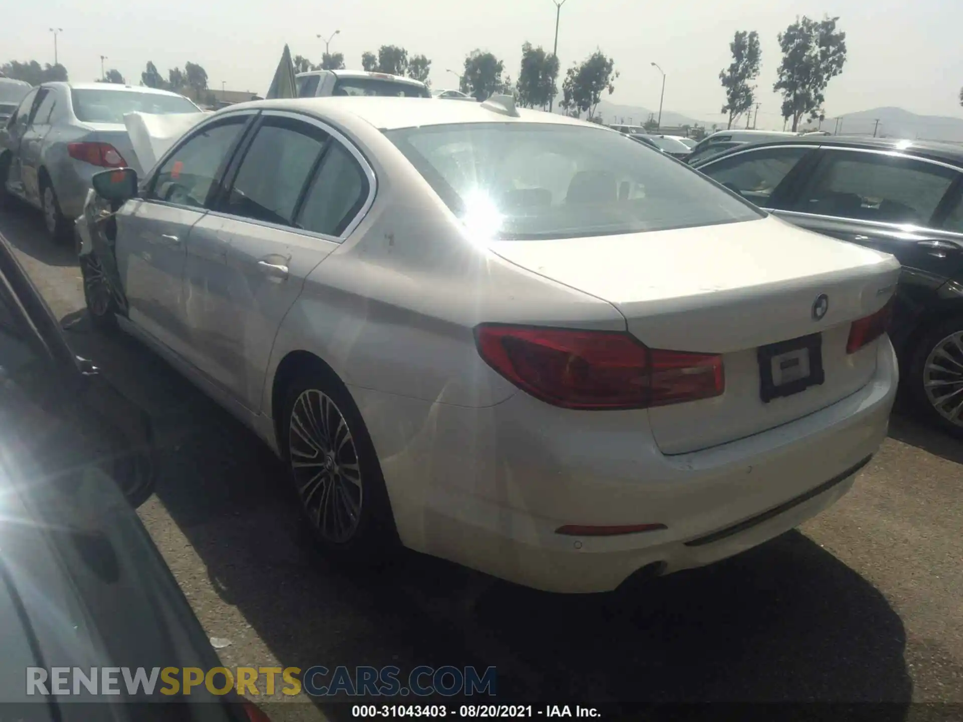 3 Photograph of a damaged car WBAJR3C04LWW53369 BMW 5 SERIES 2020
