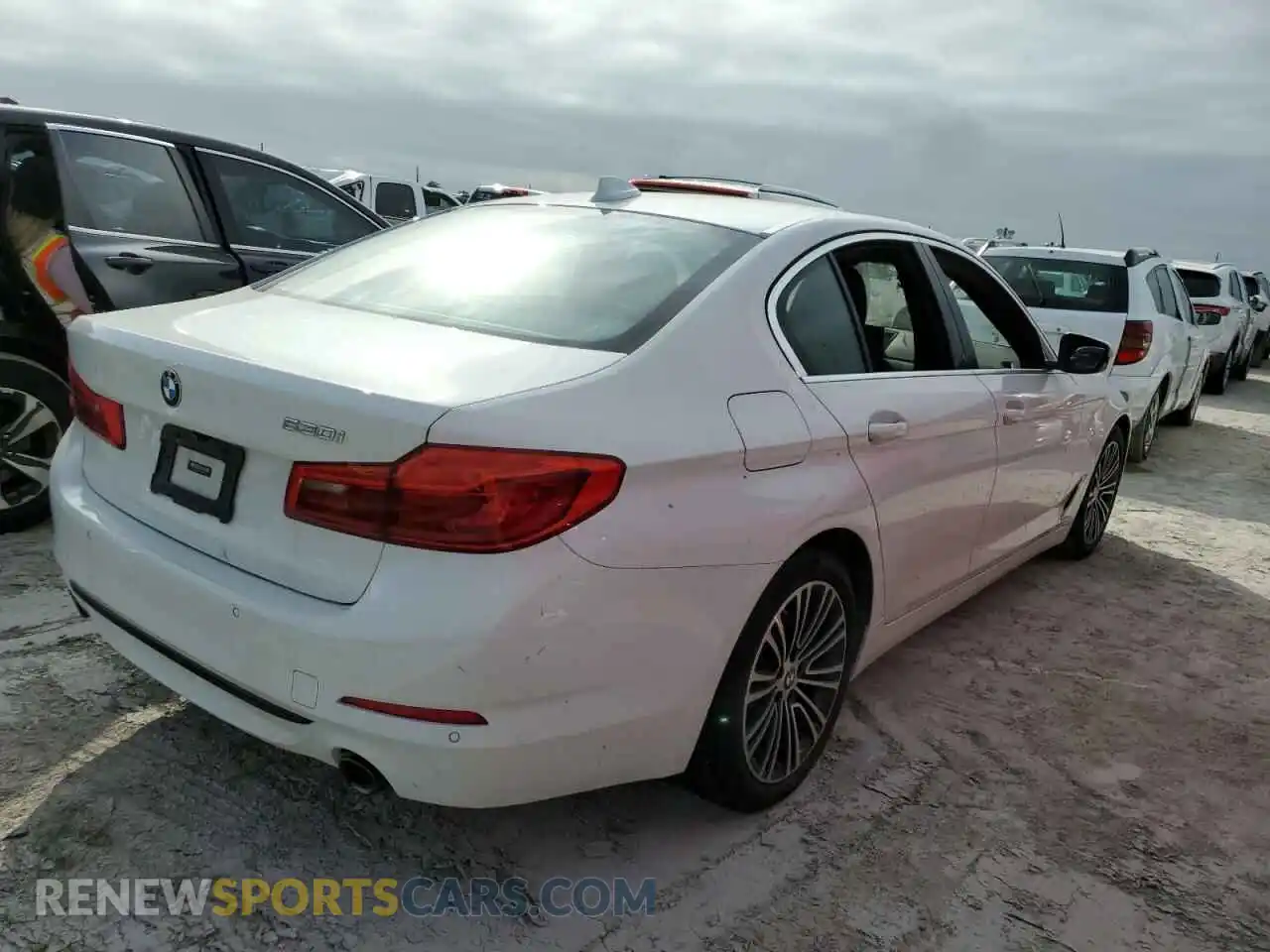 3 Photograph of a damaged car WBAJR3C04LWW58913 BMW 5 SERIES 2020