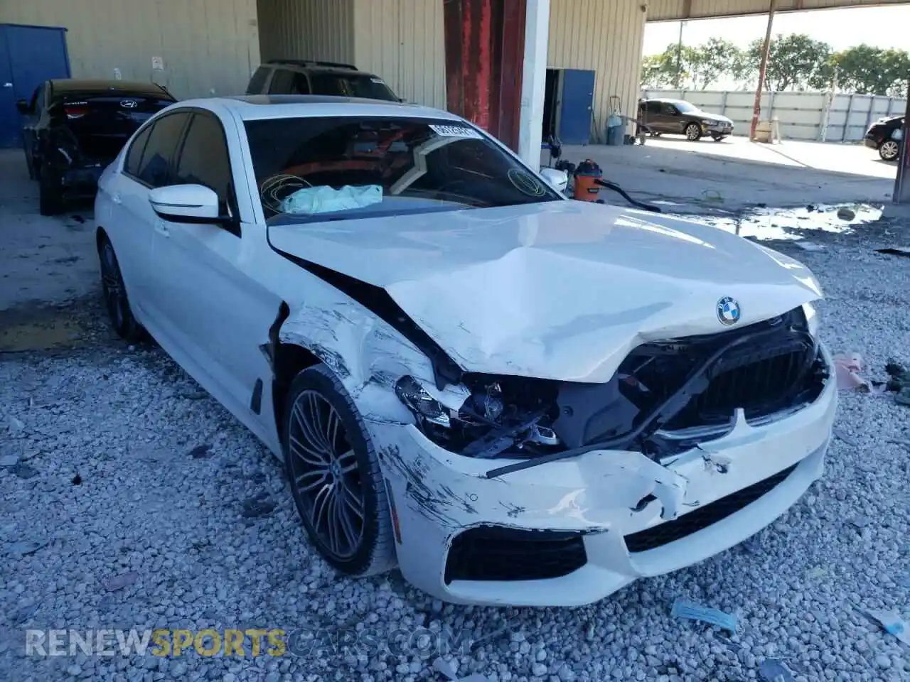 1 Photograph of a damaged car WBAJR3C04LWW68860 BMW 5 SERIES 2020