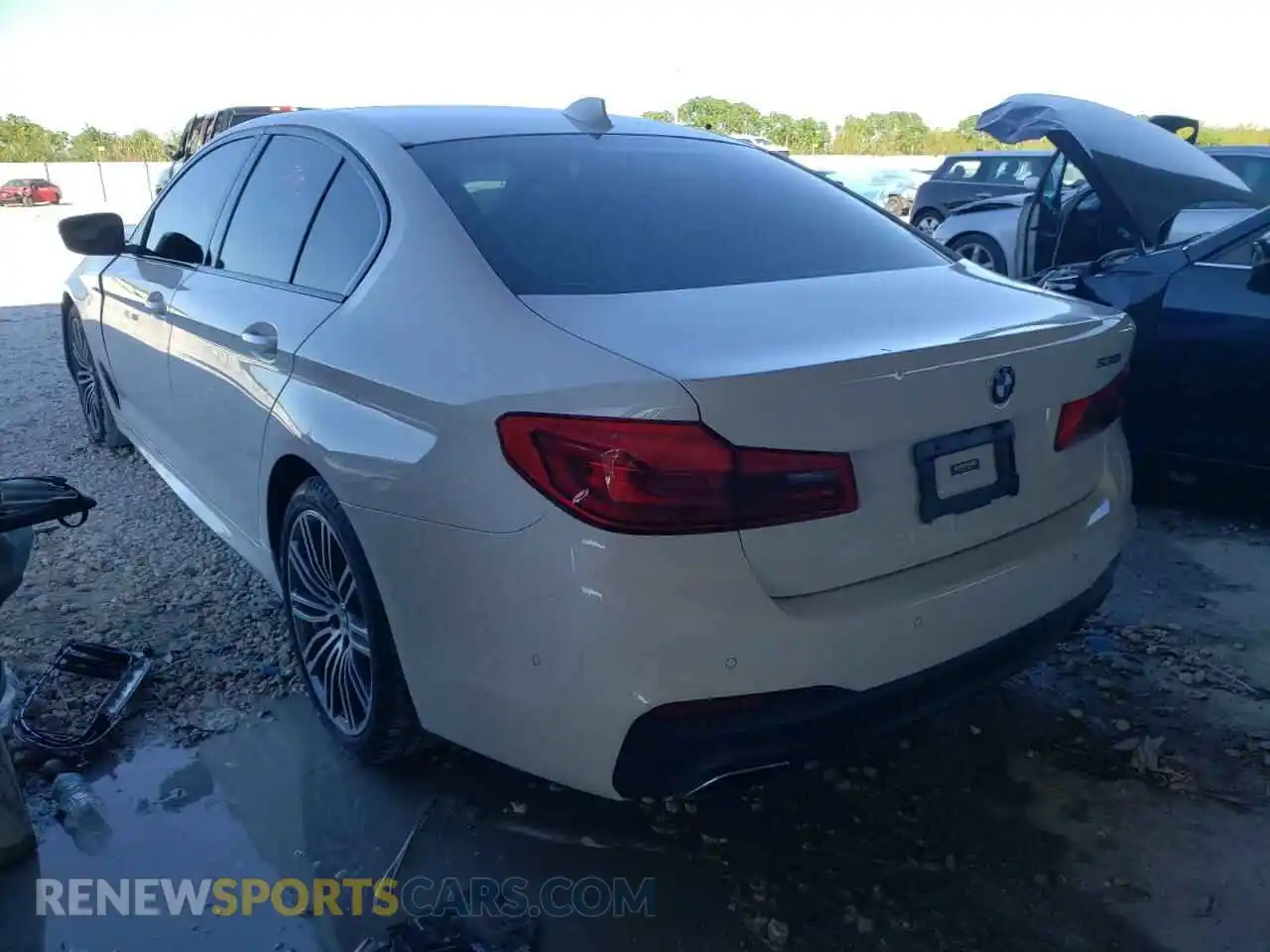 3 Photograph of a damaged car WBAJR3C04LWW68860 BMW 5 SERIES 2020