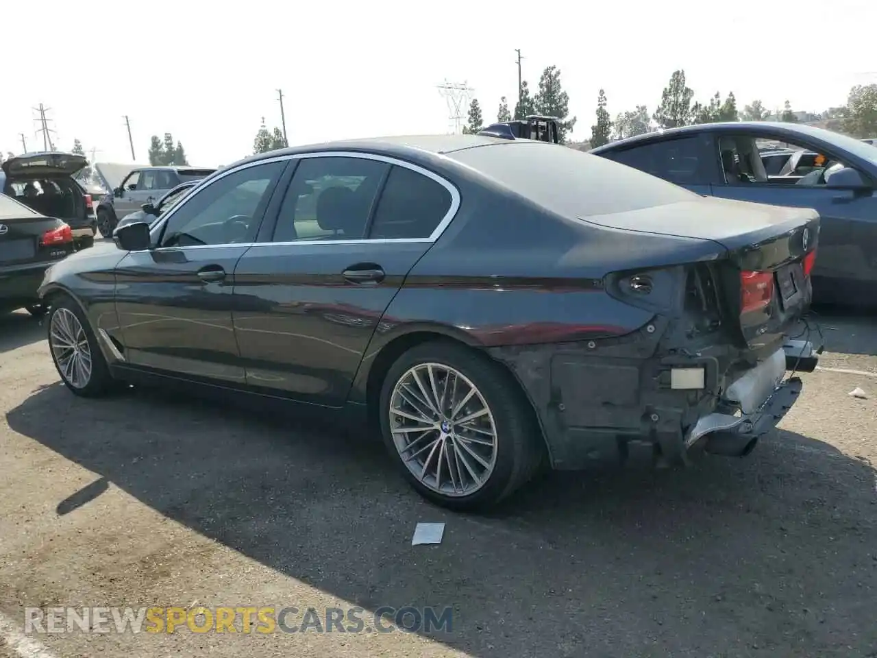 2 Photograph of a damaged car WBAJR3C04LWW81818 BMW 5 SERIES 2020