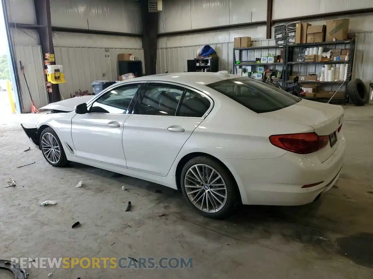 2 Photograph of a damaged car WBAJR3C05LWW69628 BMW 5 SERIES 2020
