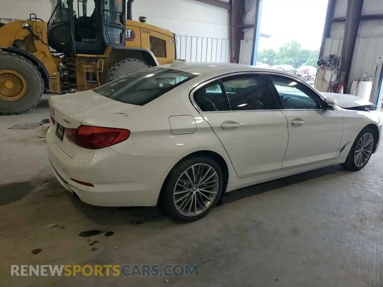 3 Photograph of a damaged car WBAJR3C05LWW69628 BMW 5 SERIES 2020