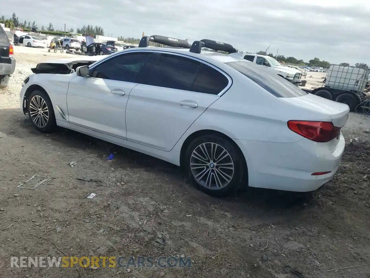 2 Photograph of a damaged car WBAJR3C06LWW64454 BMW 5 SERIES 2020