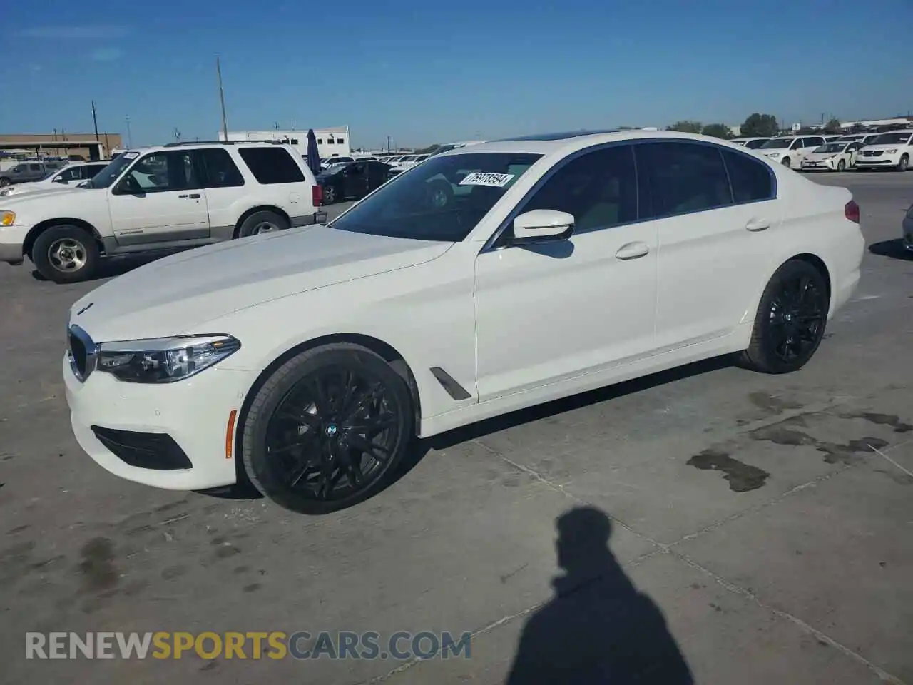 1 Photograph of a damaged car WBAJR3C07LCE46754 BMW 5 SERIES 2020