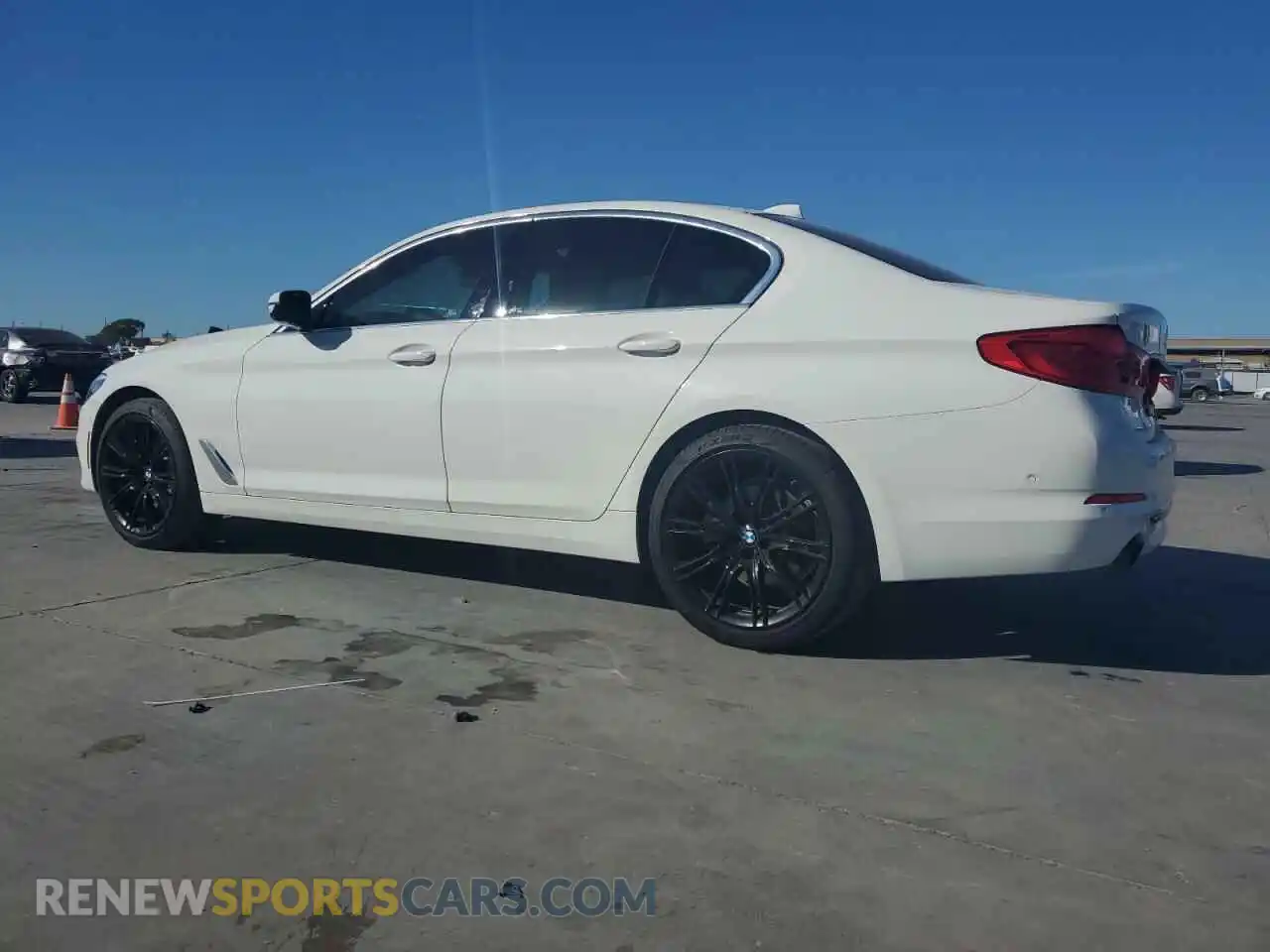 2 Photograph of a damaged car WBAJR3C07LCE46754 BMW 5 SERIES 2020