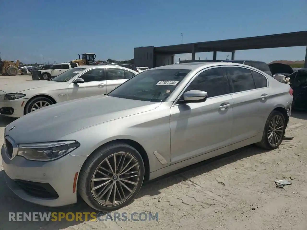 1 Фотография поврежденного автомобиля WBAJR3C08LCD58859 BMW 5 SERIES 2020