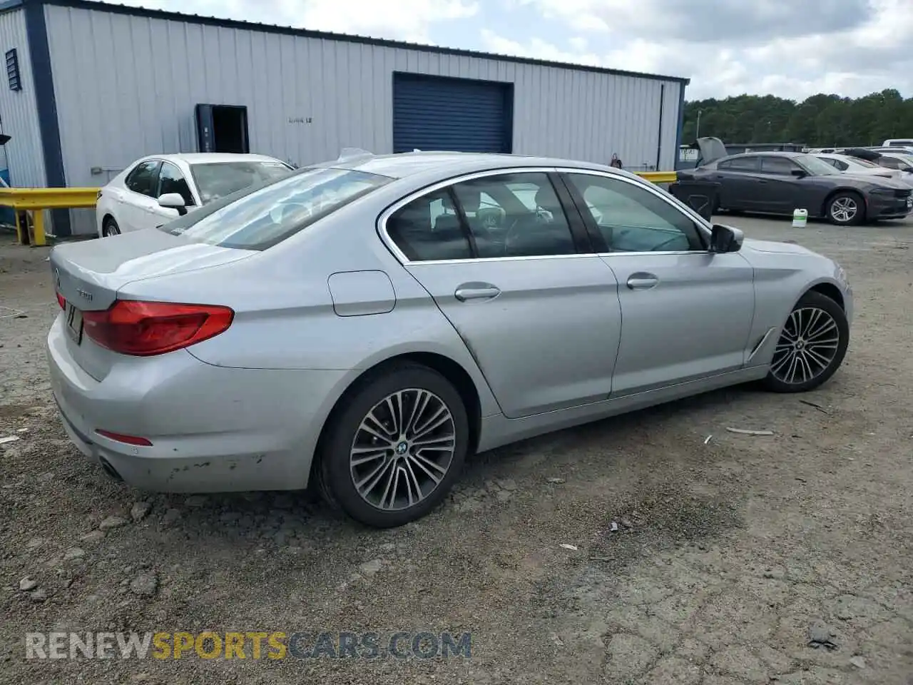 3 Photograph of a damaged car WBAJR3C09LWW63704 BMW 5 SERIES 2020