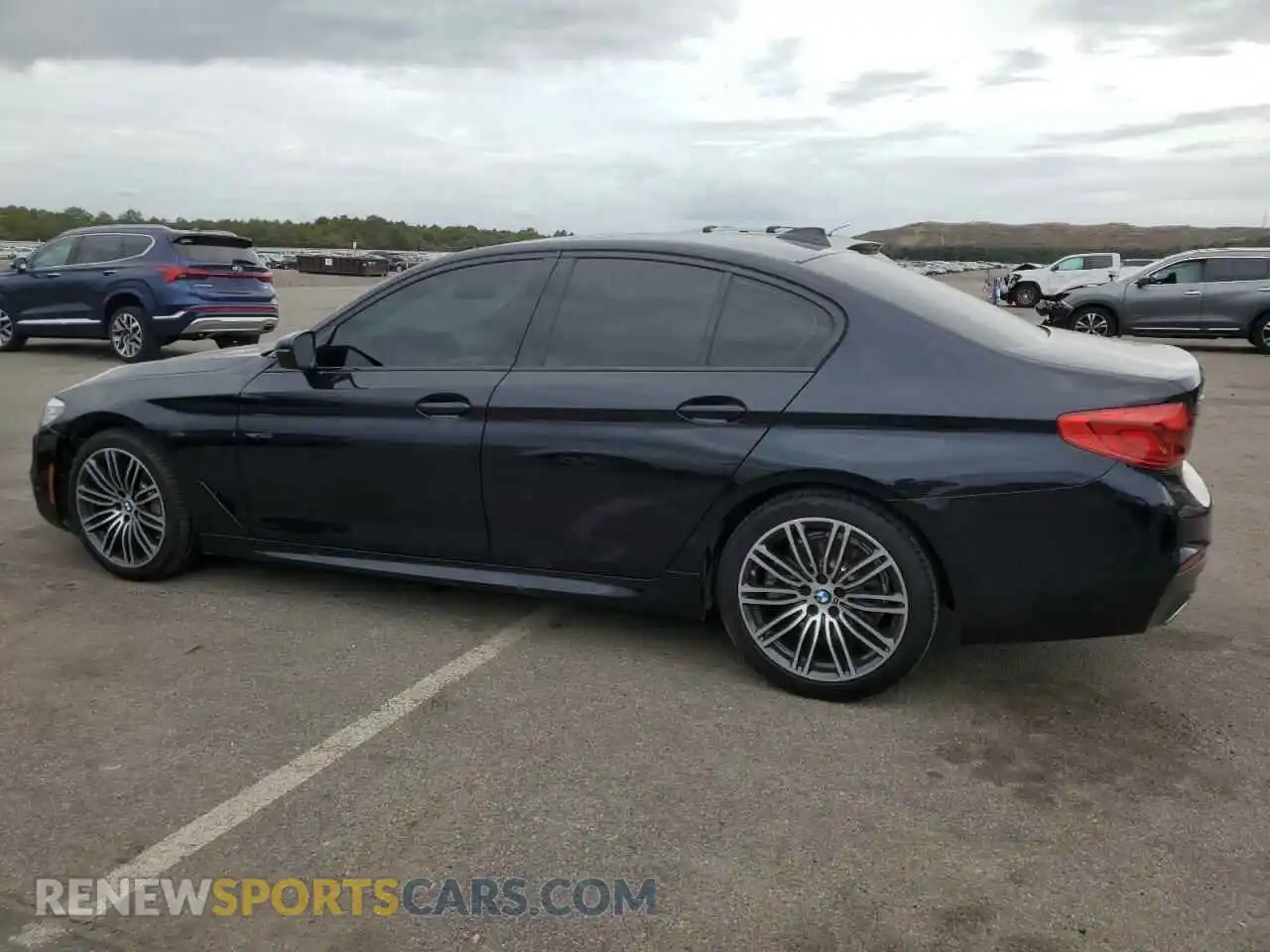 2 fotografías del automóvil dañado WBAJR7C00LWW77496 BMW 5 SERIES 2020