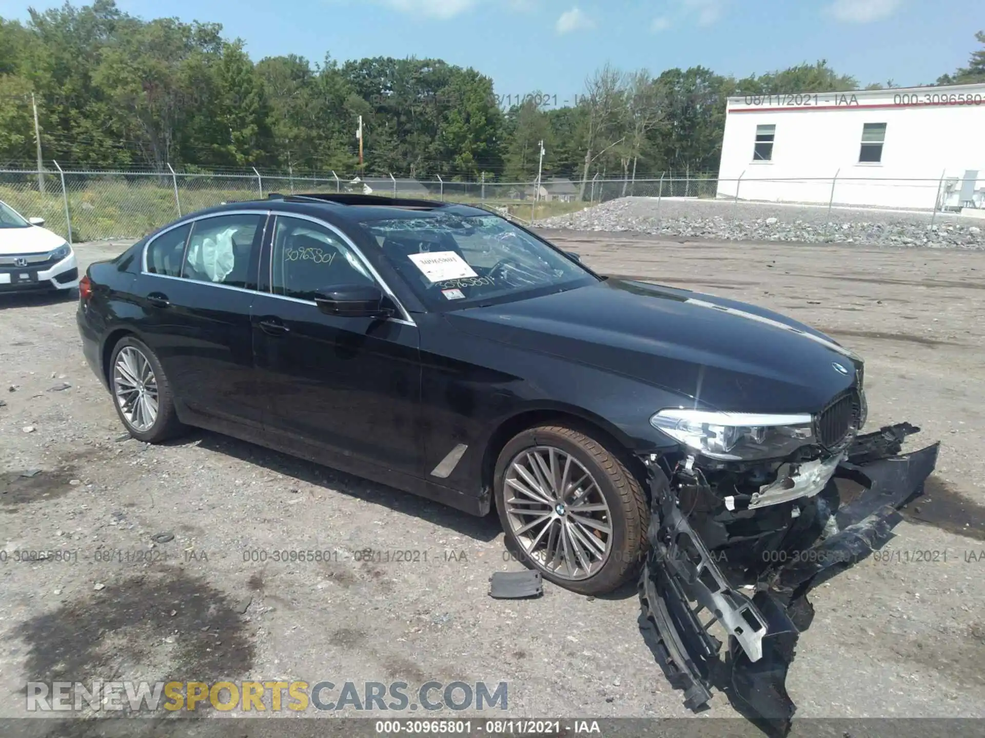 1 Photograph of a damaged car WBAJR7C02LCE55109 BMW 5 SERIES 2020