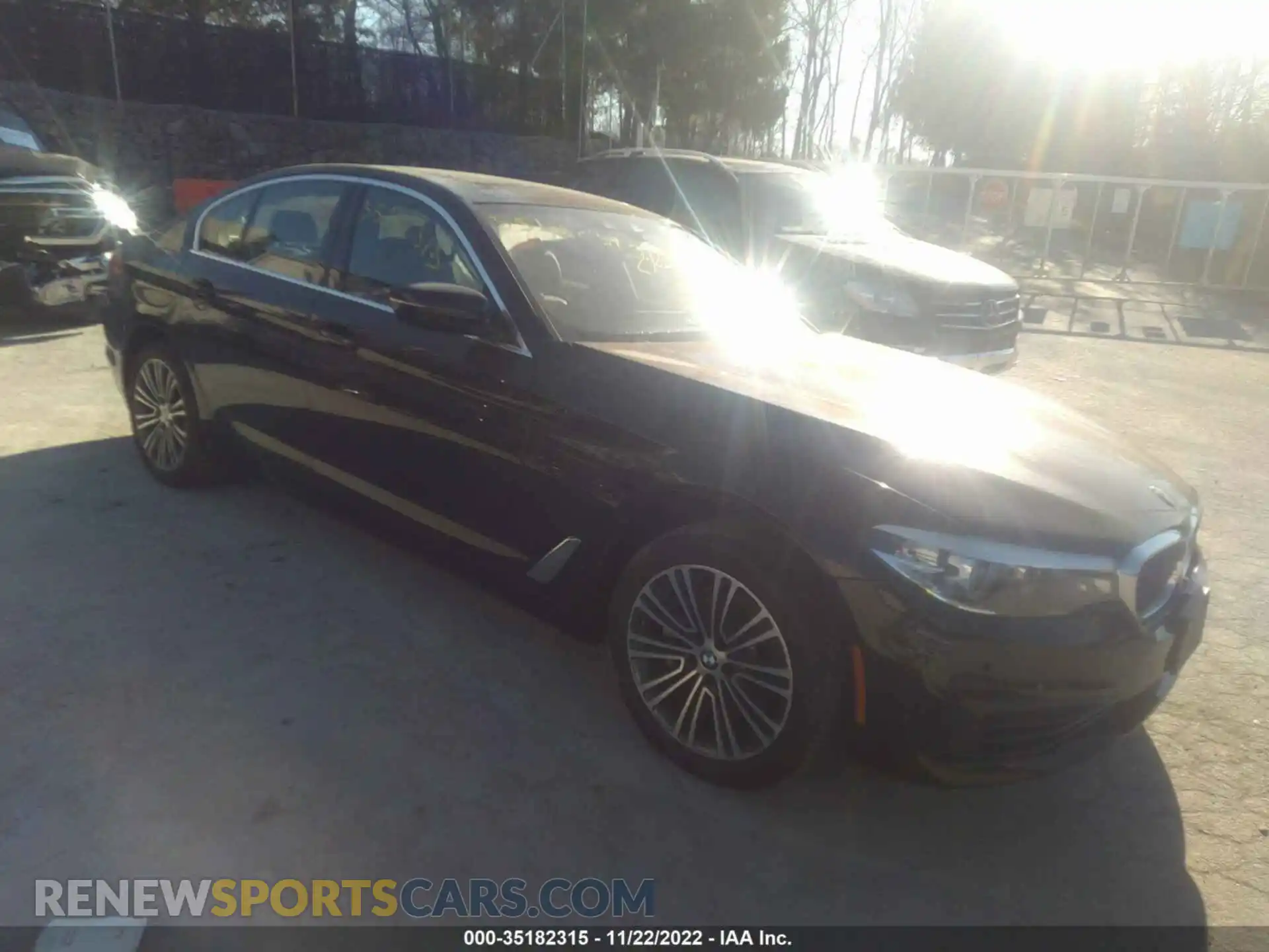 1 Photograph of a damaged car WBAJR7C02LWW65012 BMW 5 SERIES 2020