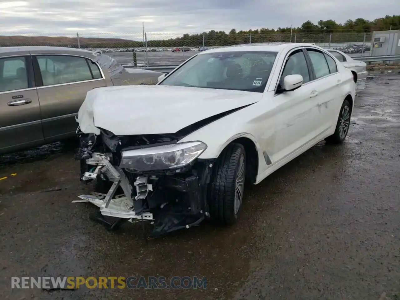 2 Photograph of a damaged car WBAJR7C02LWW65074 BMW 5 SERIES 2020