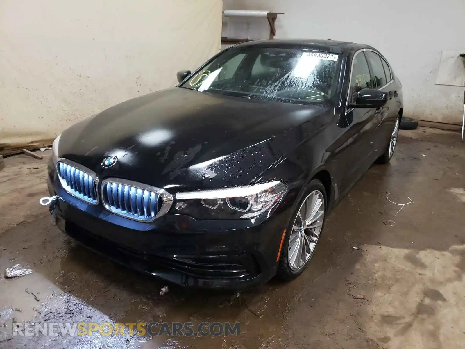 2 Photograph of a damaged car WBAJR7C05LCE10570 BMW 5 SERIES 2020
