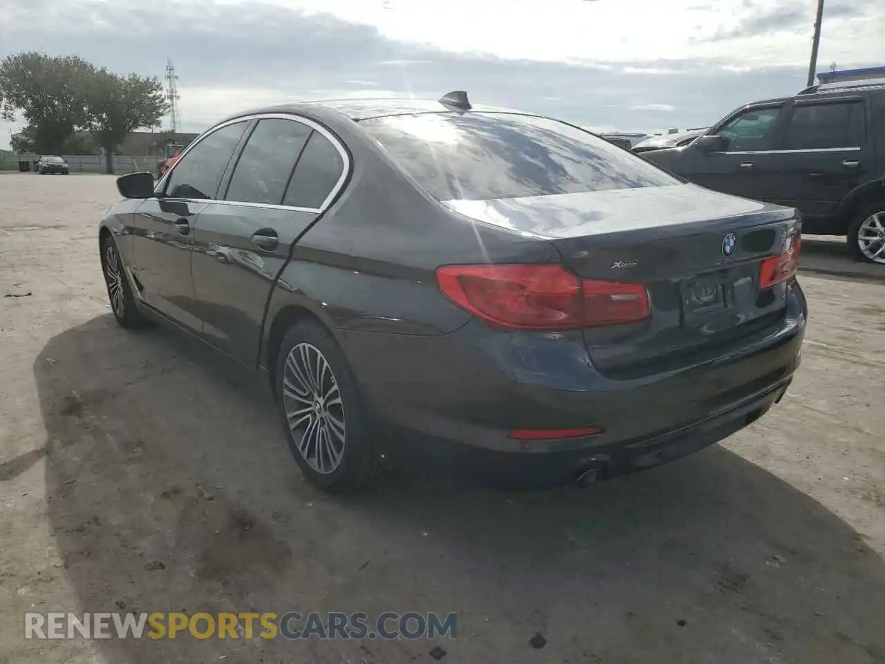 3 Photograph of a damaged car WBAJR7C06LCE14983 BMW 5 SERIES 2020