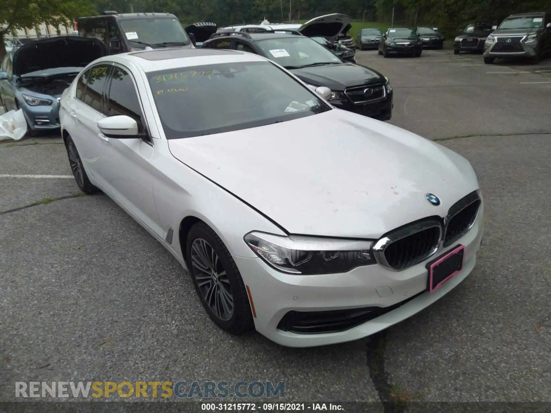 1 fotografías del automóvil dañado WBAJR7C06LWW67636 BMW 5 SERIES 2020