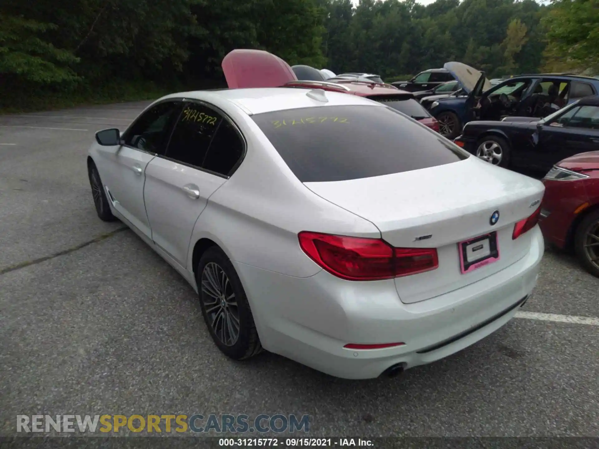 3 fotografías del automóvil dañado WBAJR7C06LWW67636 BMW 5 SERIES 2020