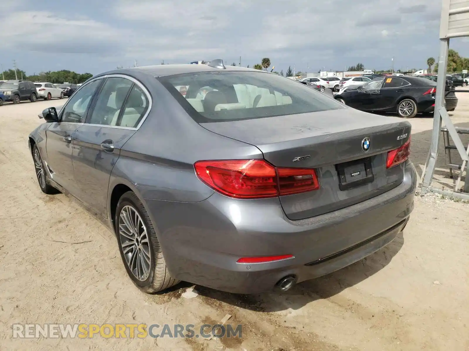 3 Photograph of a damaged car WBAJR7C08LCD78732 BMW 5 SERIES 2020