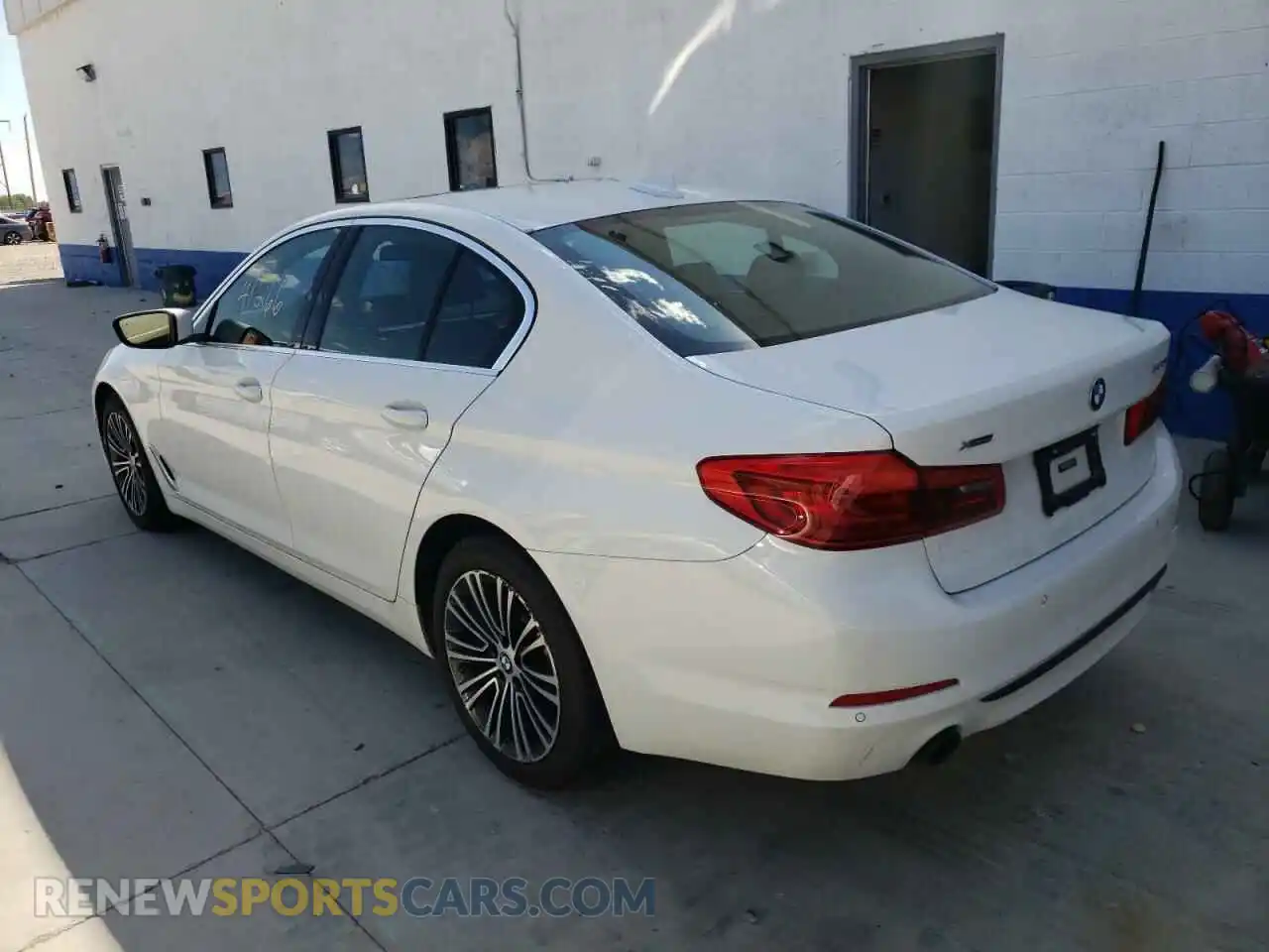 3 Photograph of a damaged car WBAJR7C08LWW65242 BMW 5 SERIES 2020