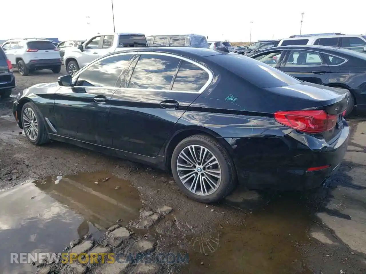 2 Photograph of a damaged car WBAJR7C08LWW84101 BMW 5 SERIES 2020