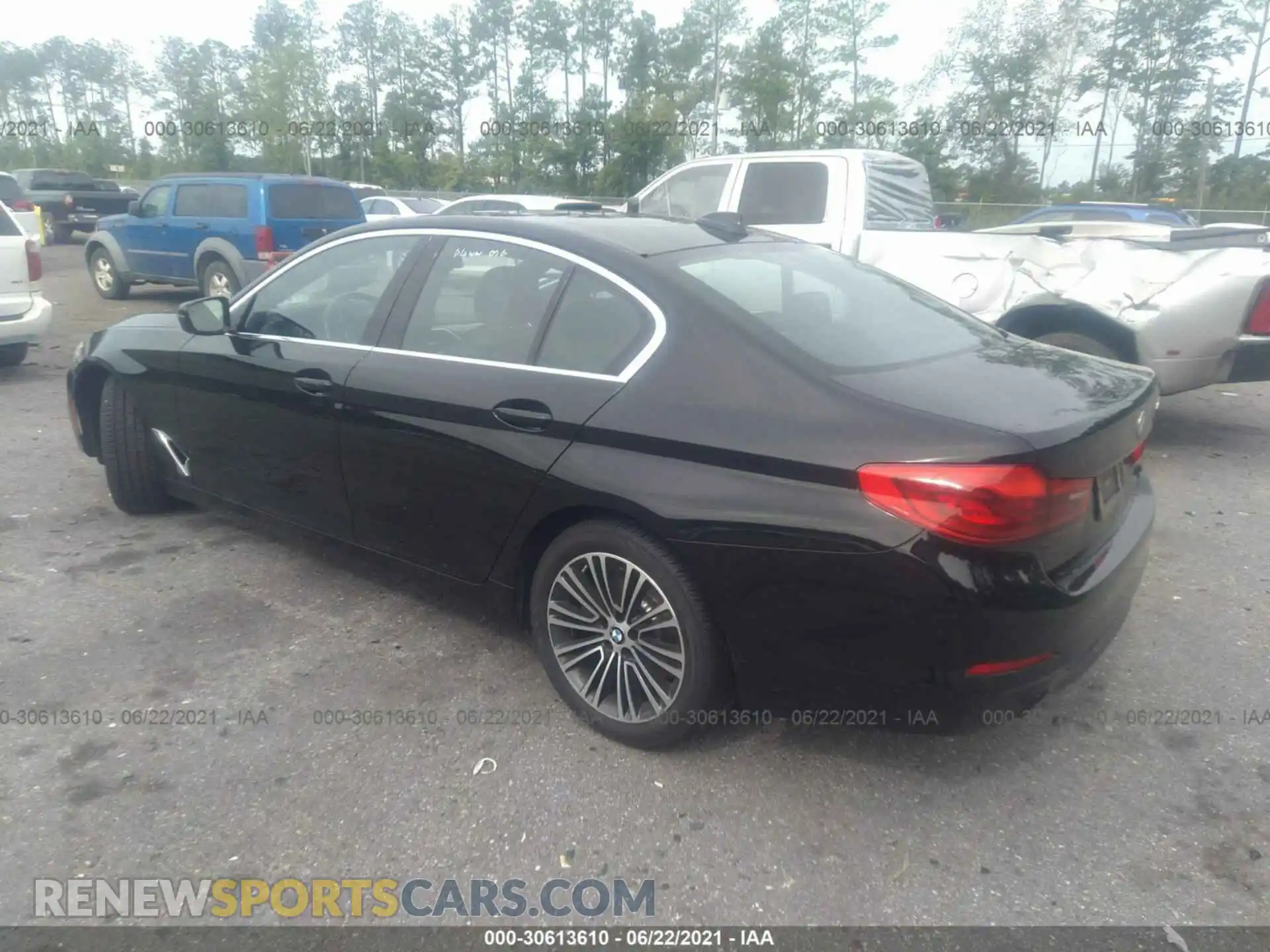 3 fotografías del automóvil dañado WBAJR7C09LCD12657 BMW 5 SERIES 2020
