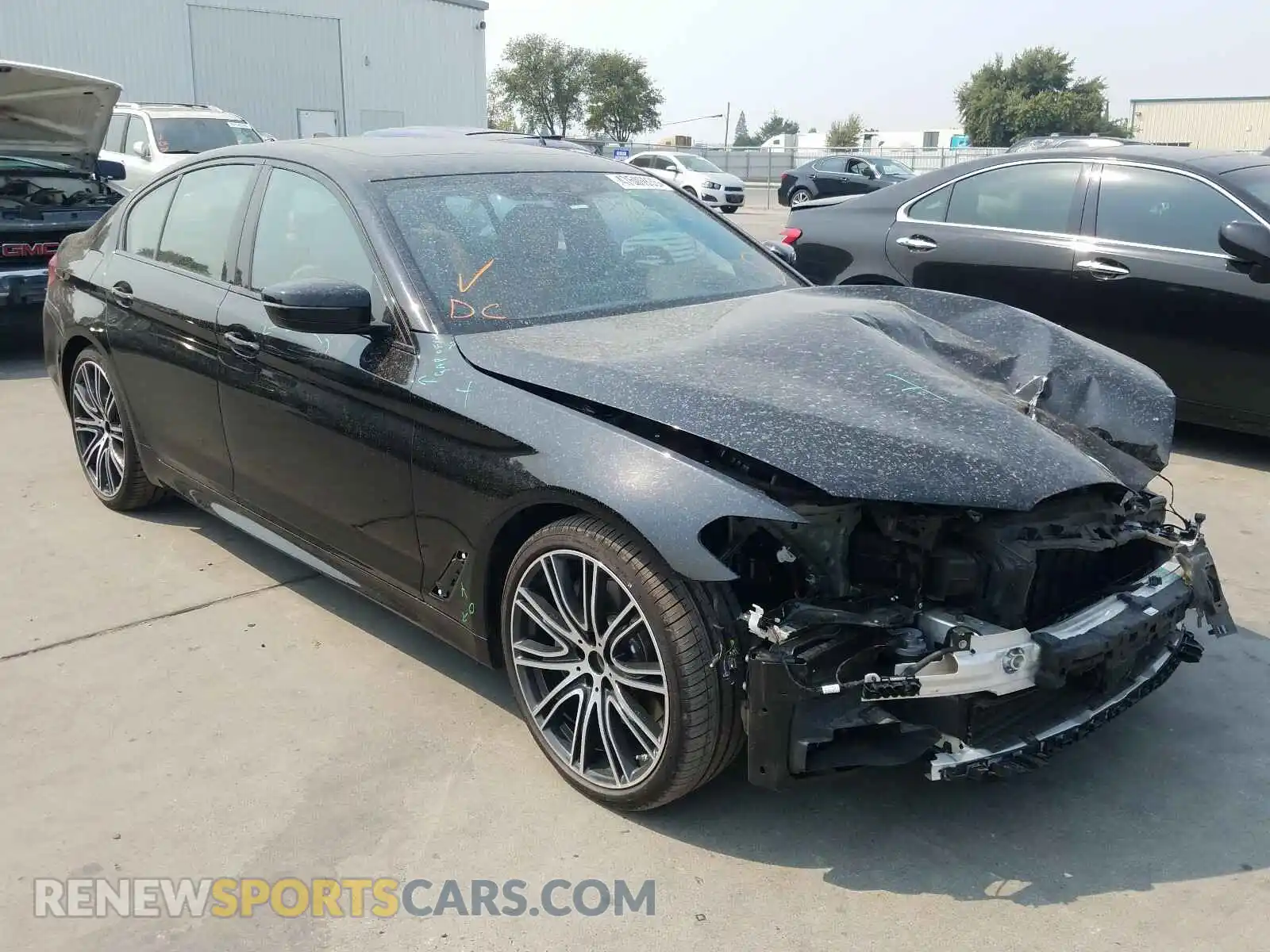 1 Фотография поврежденного автомобиля WBAJS1C03LWW65814 BMW 5 SERIES 2020
