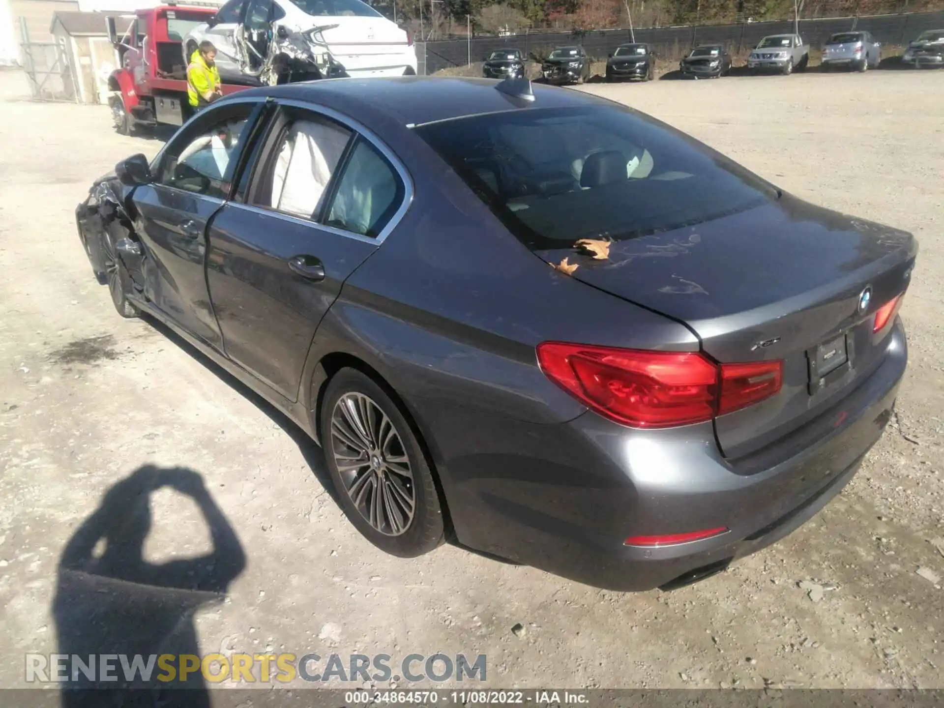 3 Photograph of a damaged car WBAJS3C06LCE40951 BMW 5 SERIES 2020