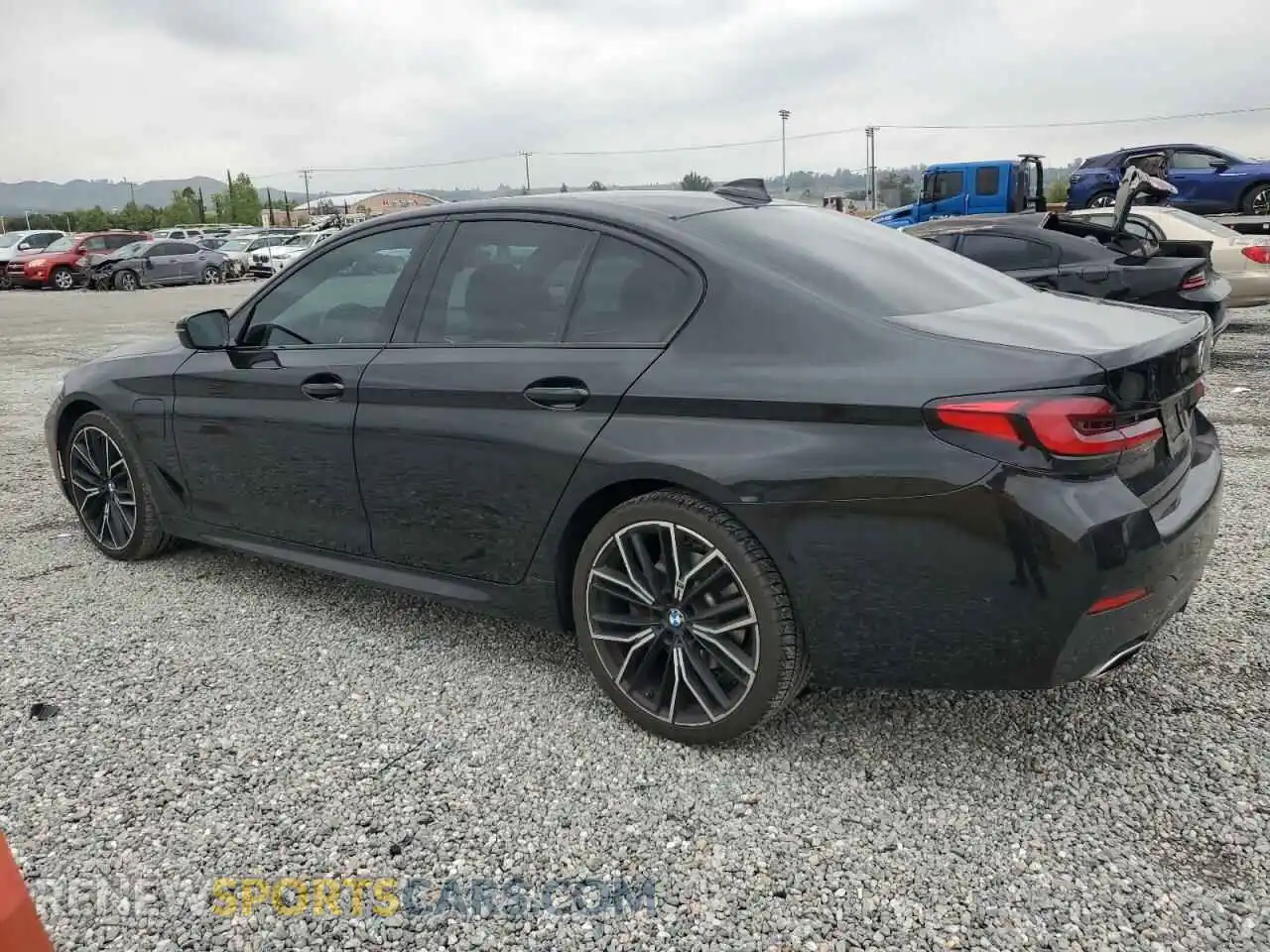 2 Photograph of a damaged car WBA13AG00MCF09677 BMW 5 SERIES 2021