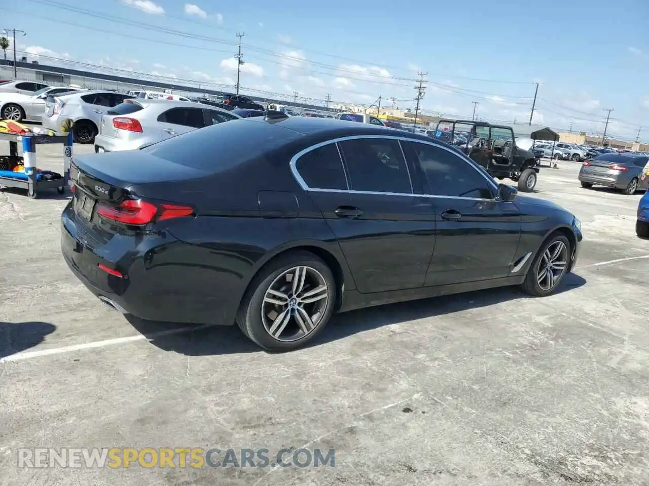 3 Фотография поврежденного автомобиля WBA13AG05MCG08625 BMW 5 SERIES 2021