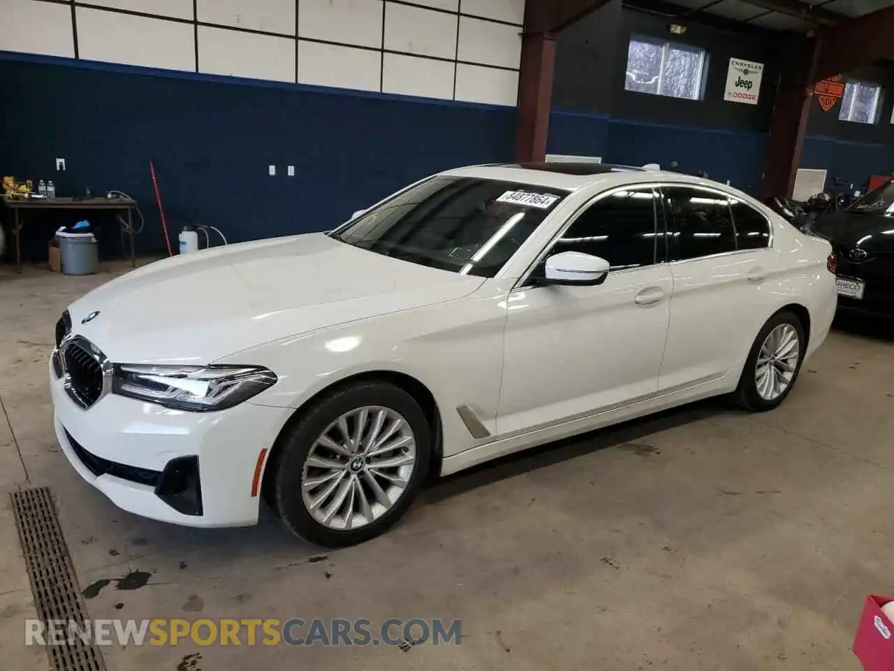 1 Photograph of a damaged car WBA13BJ00MCF90467 BMW 5 SERIES 2021