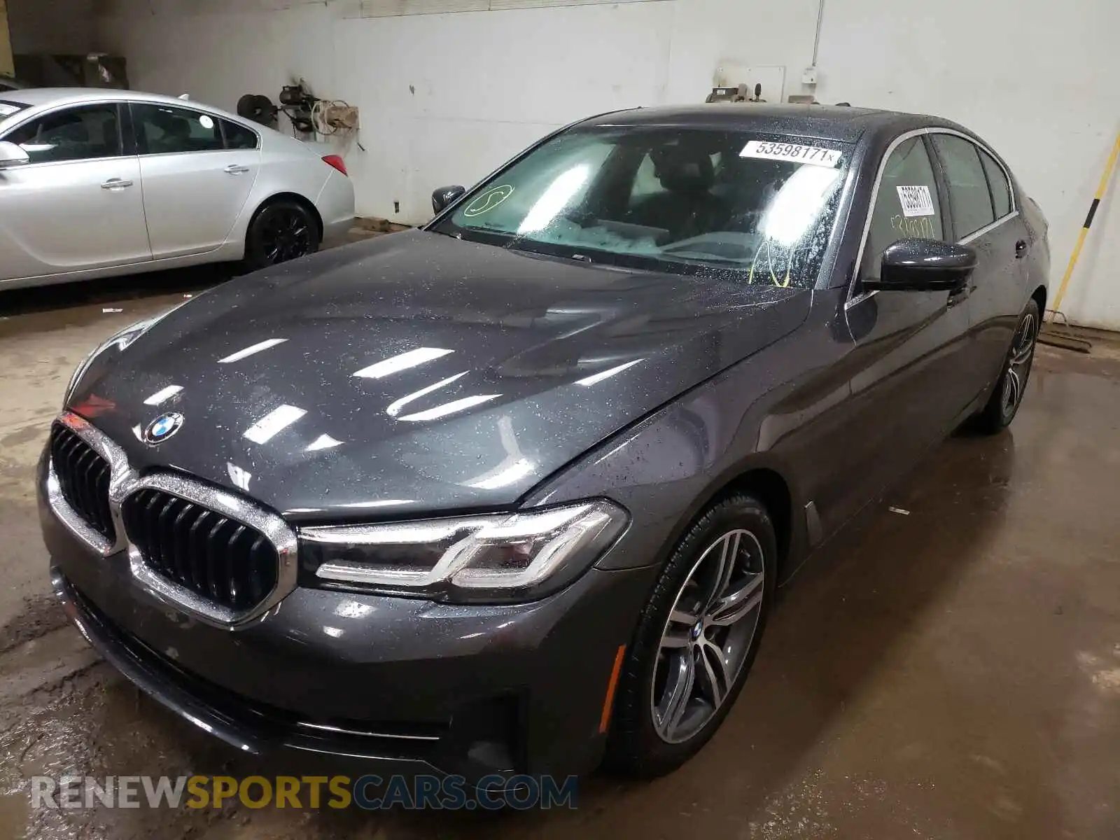 2 Photograph of a damaged car WBA13BJ01MCF28608 BMW 5 SERIES 2021